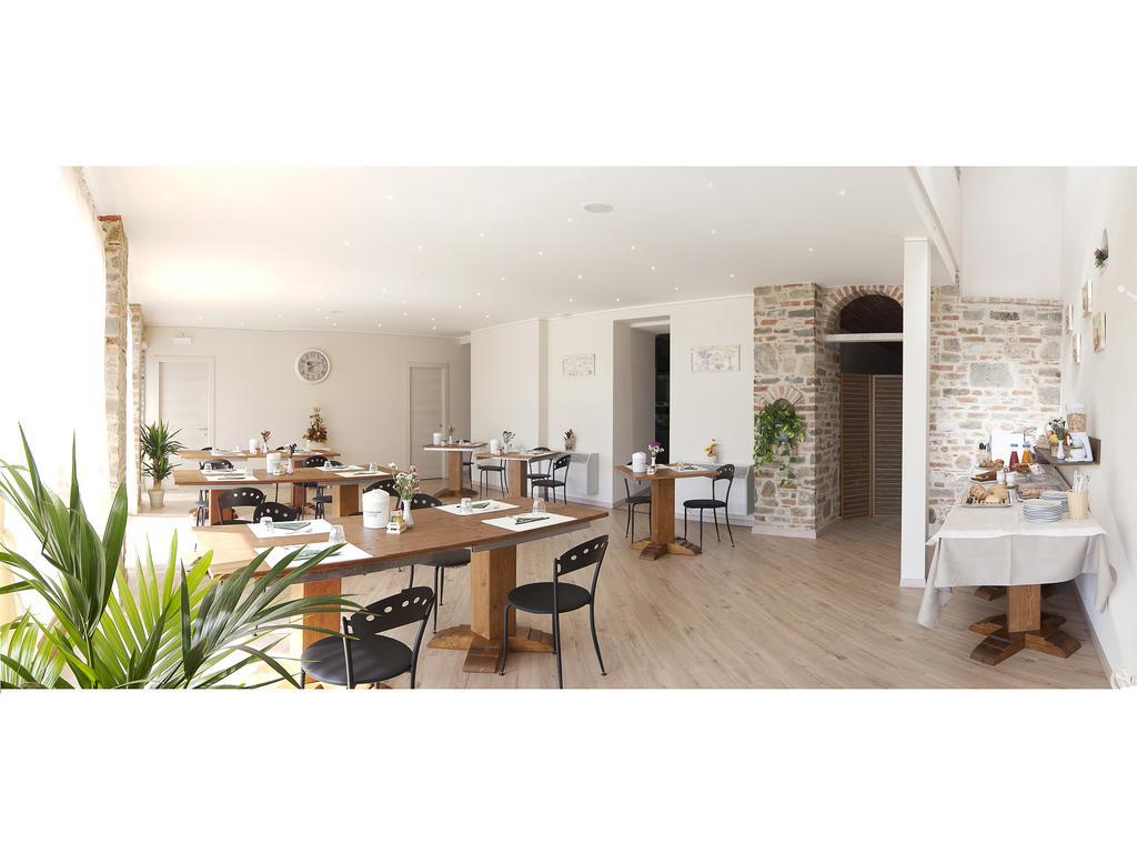 Carrù La Rocca Bed & Breakfast エクステリア 写真